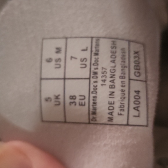 Dr. Martens White on White - Picture 3 of 3